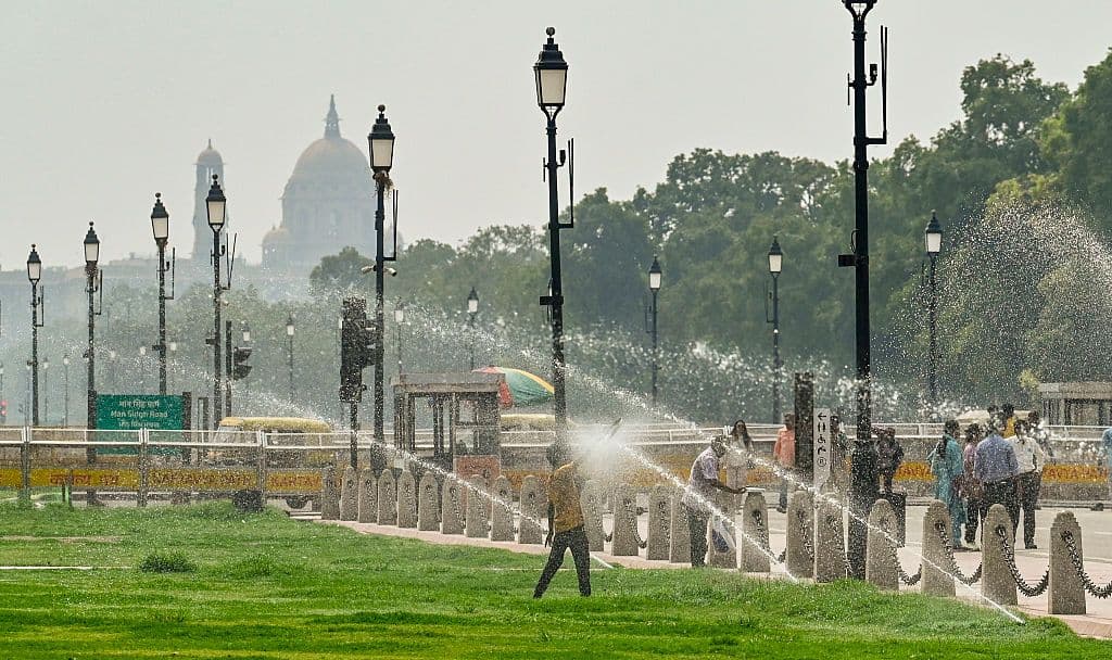 "India flexing AI & satellites to roast cities alive ☀️💀: Mapping urban heat like a pro 🔥🚀 #TooLit"