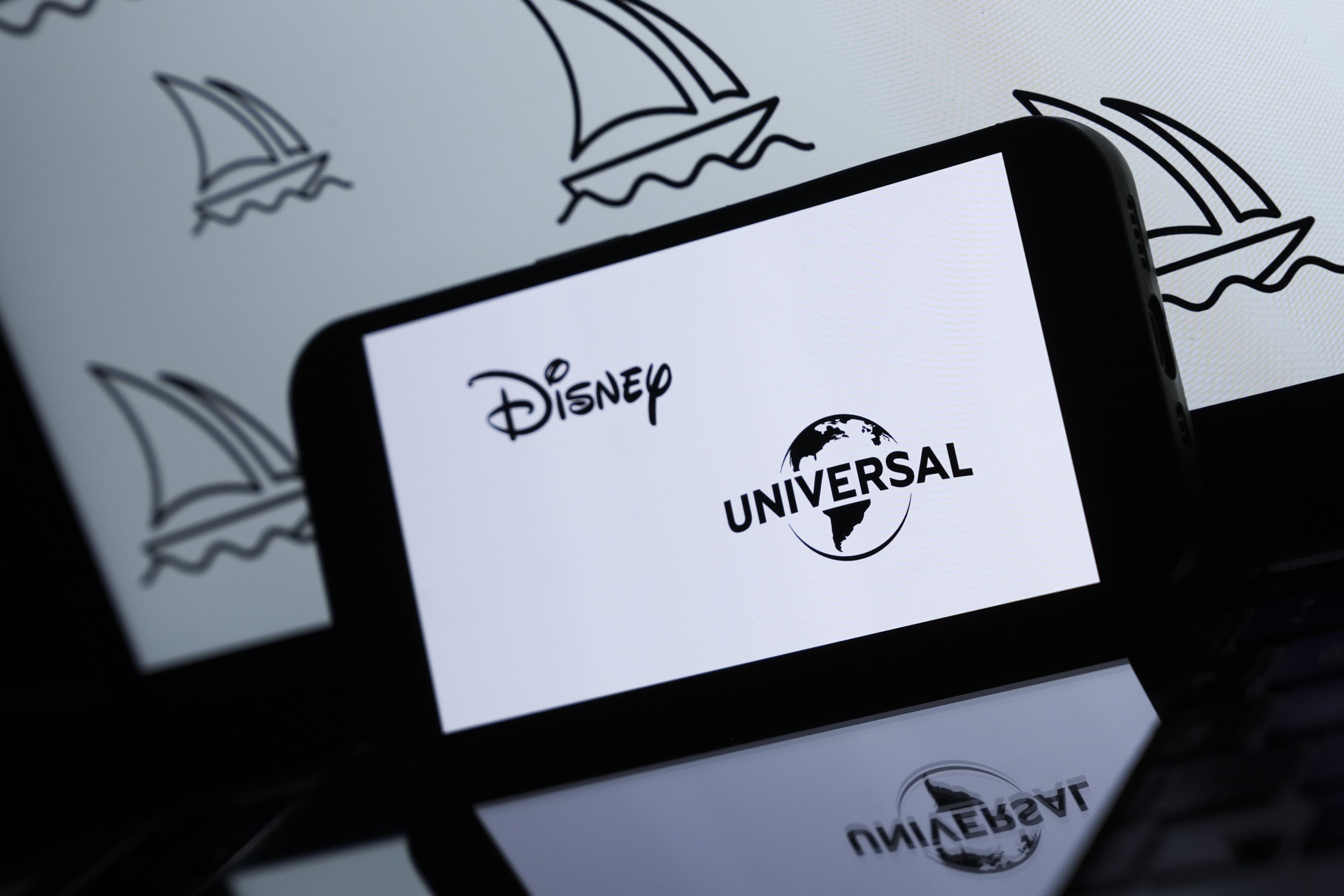 “🛠️ Wall-E with a strap 🔫: Disney's new plot twist or 😳 ultimate cringe? #CopyrightChaos 💀🔥”