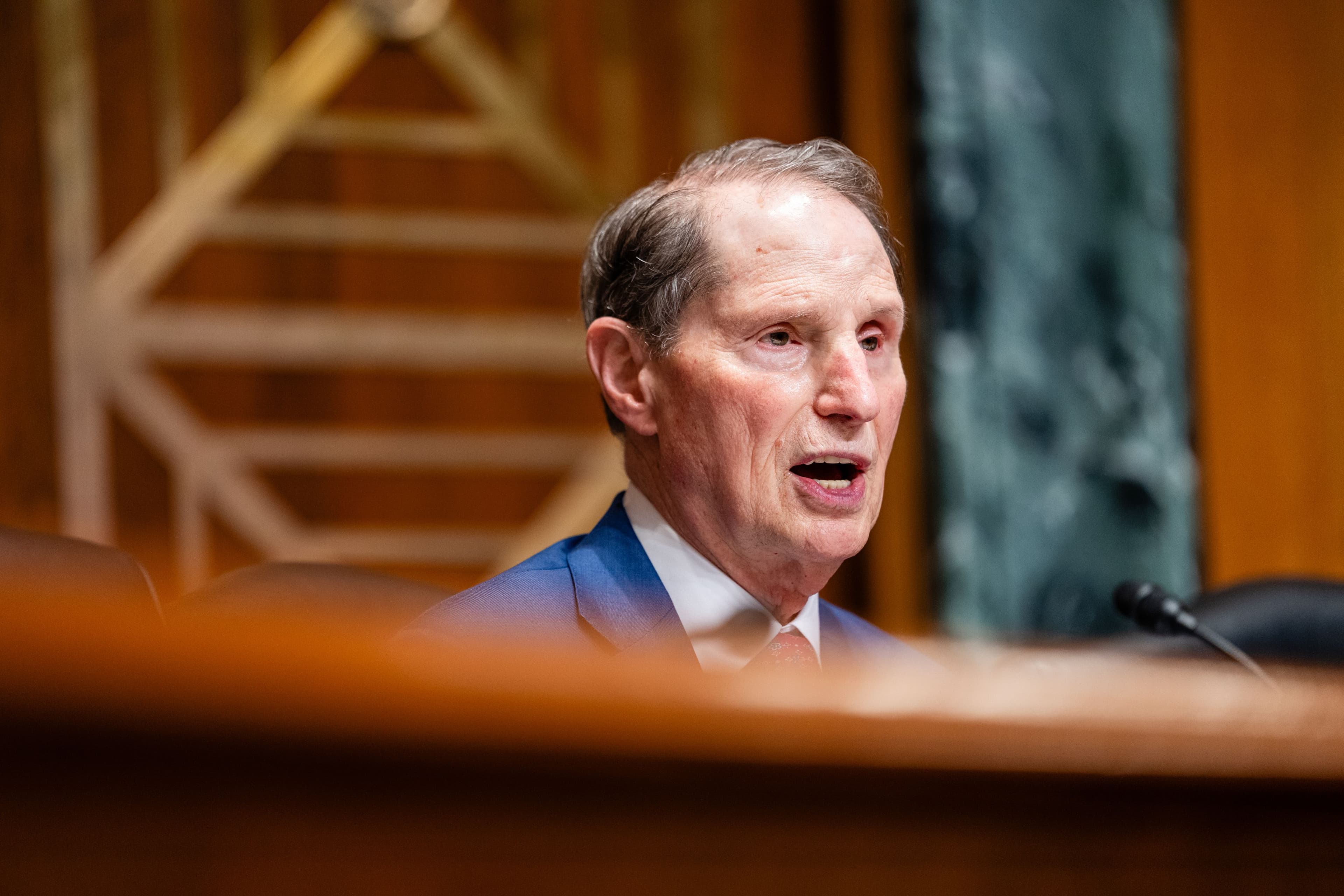“Senator says DHS is ghosting crime cases to focus on deportations 💀🔍 No cap, that’s a wild plot twist! 🚨💀”