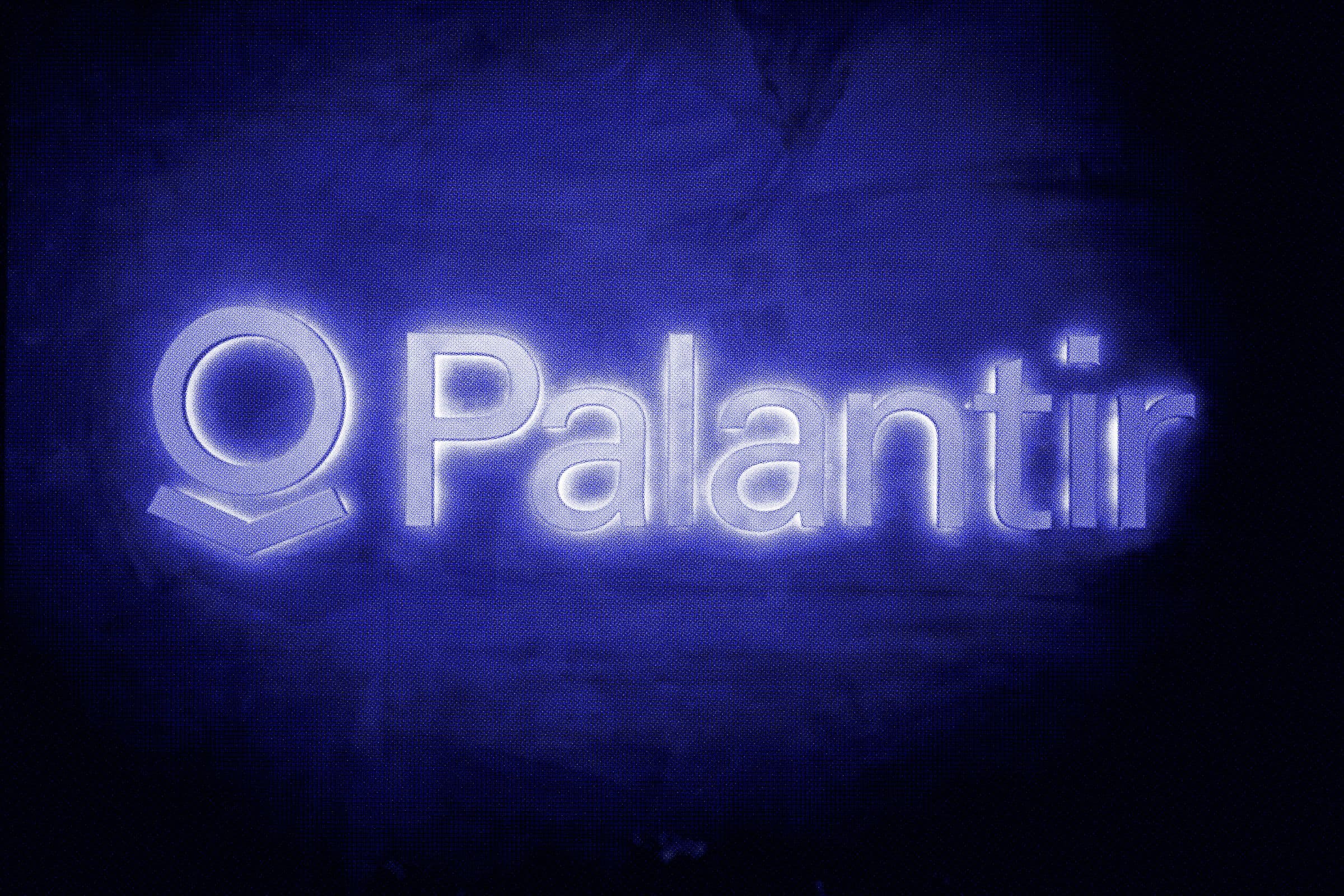 Palantir's on that government glow-up. 🚀💀 Next stop: world domination, no cap. 🔥 #BigDataVibes