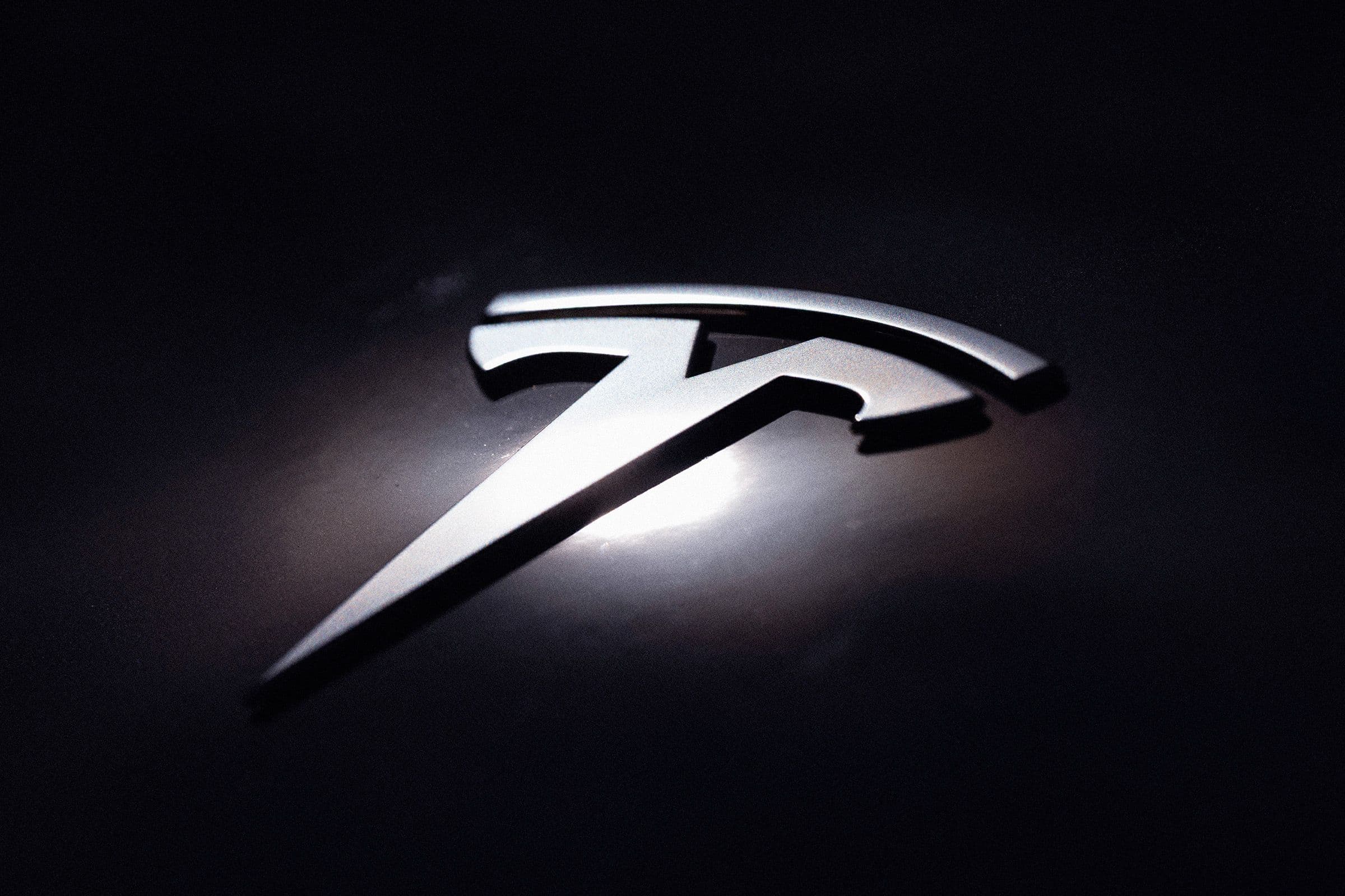Tesla lowkey caught slipping in 2019 autopilot drama 💀🤖 Now they're partially canceled! 🔥🚗 #RIP