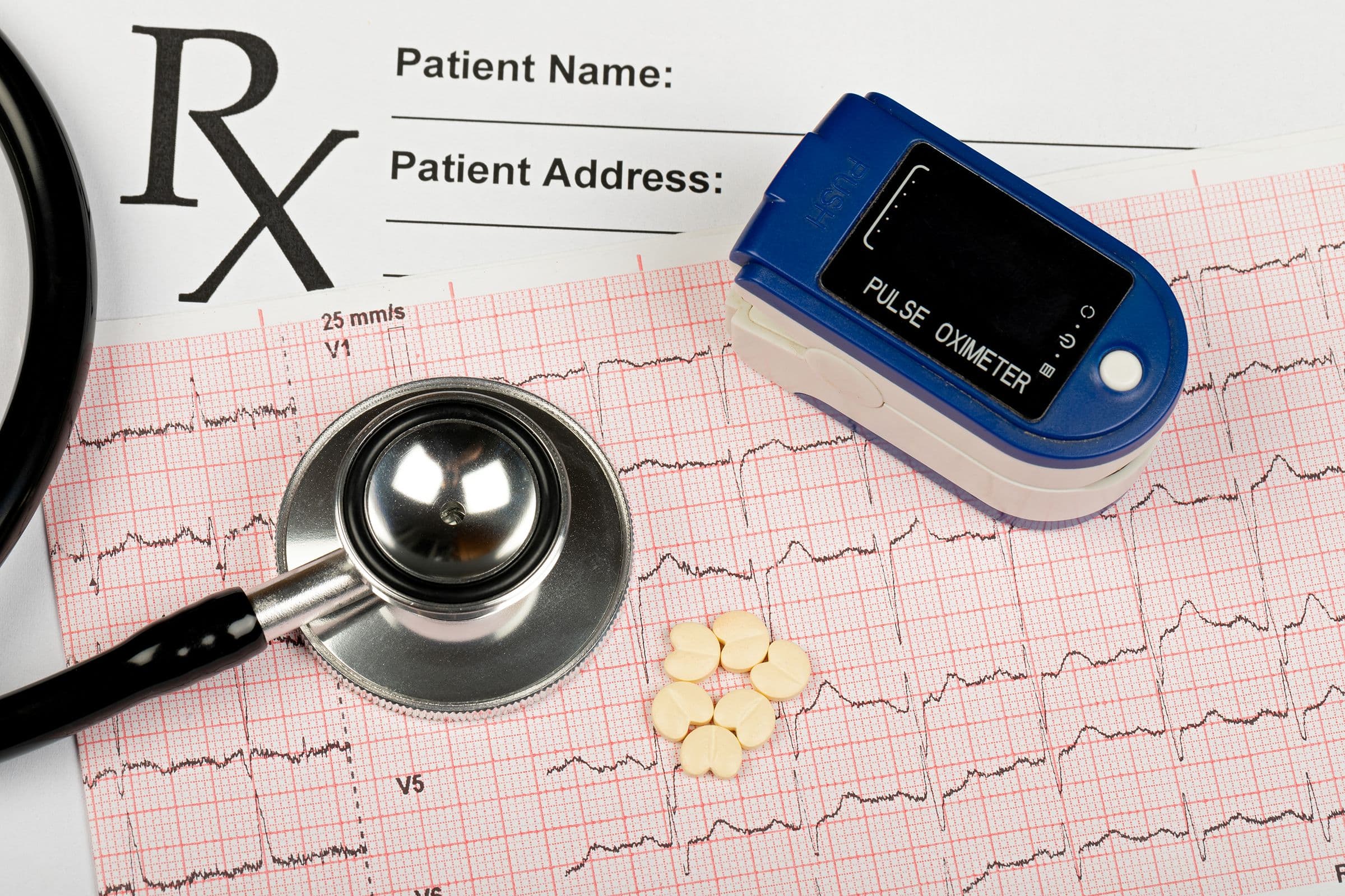 "Doctors be like 💉🔪: New blood thinner drops aspirin like it's hot! 🥵💀 #HeartAttackWho"