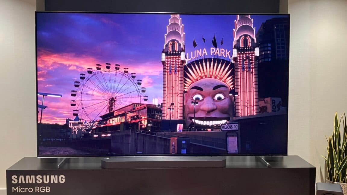 "Samsung flexin' with Micro RGB like ๐ฅ๏ธ๐ก, proving RGB backlights = premium vibes only ๐ฅ๐ #NoCap"