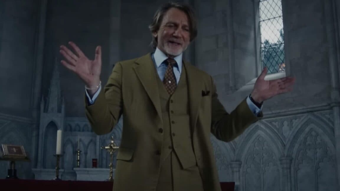 Benoit Blanc said “Goth mode activated” in the Wake Up Dead Man trailer 🔥🖤💀 #NotYourAverageDetective