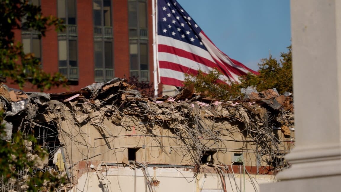 ๐๐ฐ๏ธ Satellites peepinโ on East Wing drama? ๐โจ Spill the tea, fam! #BidenBucks #FYP ๐๐ฅ