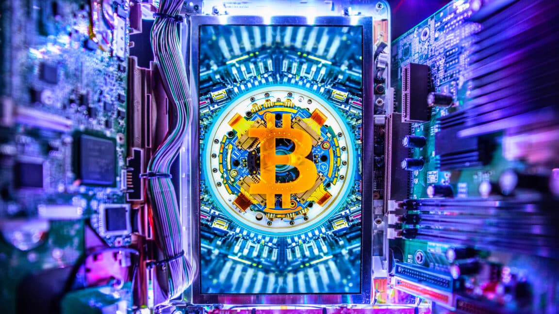 "๐ฐ๐จ Bitcoin got snatched like my wifi signal during a stream! 5-star hotels & cash vibes! ๐ช๐ธ #BigWhoops"