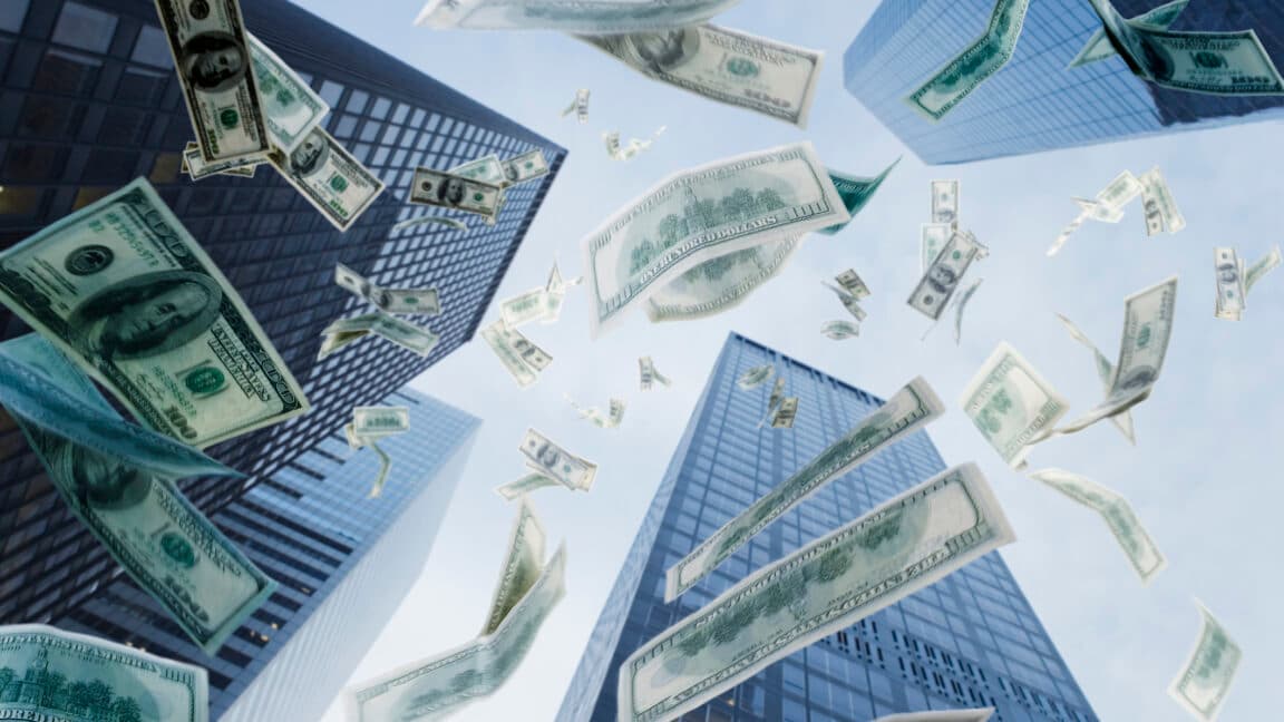 "US lowkey about to drop a TRILLION like it's a hot mixtape if SCOTUS cancels those Trump tariffs! 💸🔥 #TaxSeason"