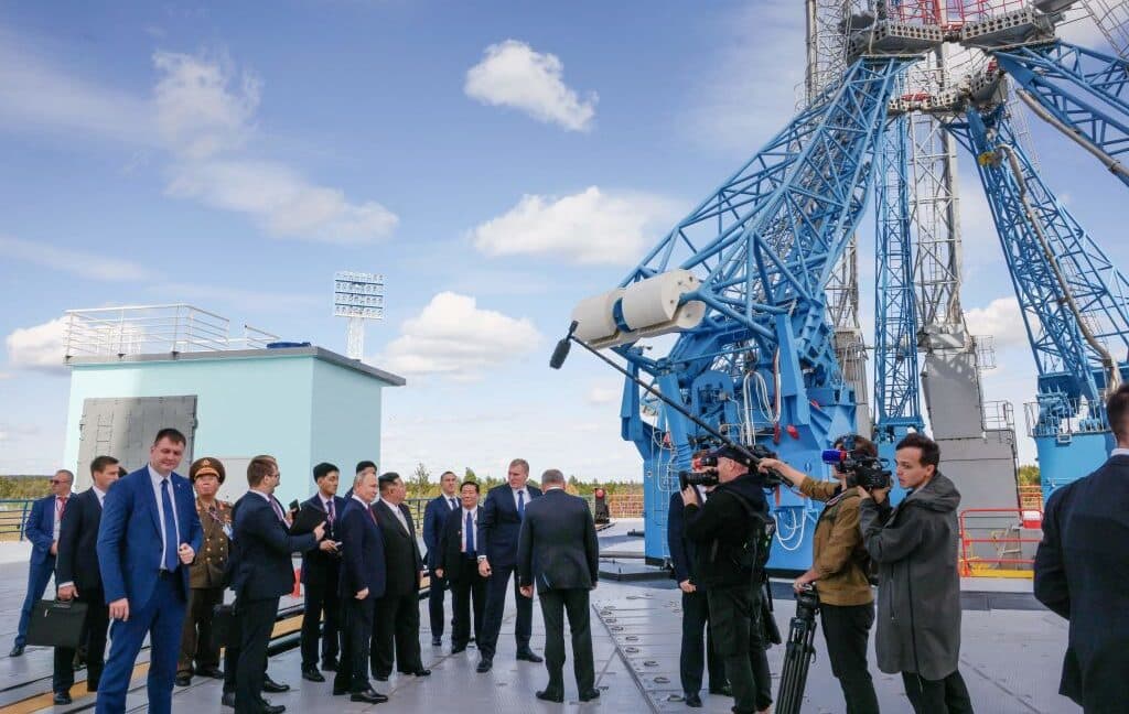 "When your Russian spaceport can't pay rent and the electric company says 'not today, fam' ๐๐๐ก #LifeInSpace"