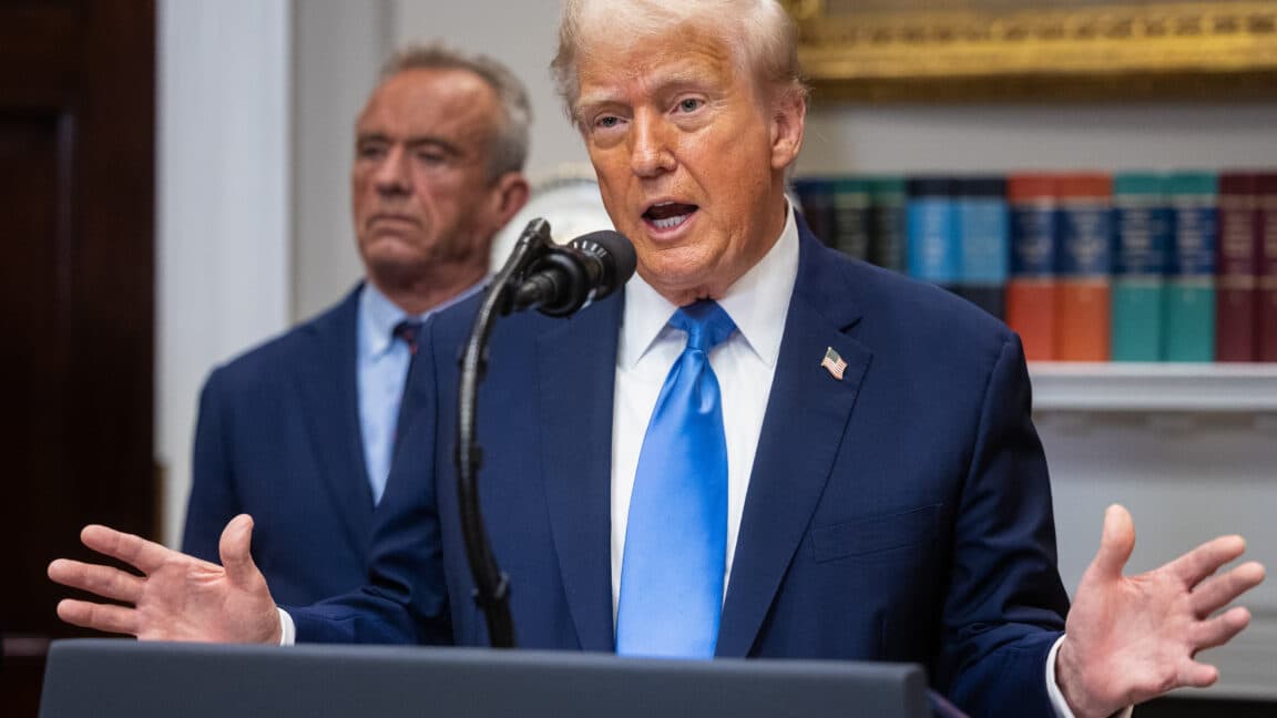 Trump's admin just ghosted 383 clinical trials 💀👋, 74K peeps left on read! 🚫🧪 #BigYikes #NoCap