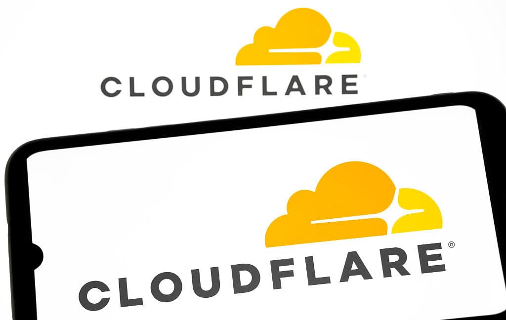 "When Cloudflare goes down & your memes can't load ๐ฑ๐ Blame the traffic spike, not the algorithm! ๐๐ #Cringe"