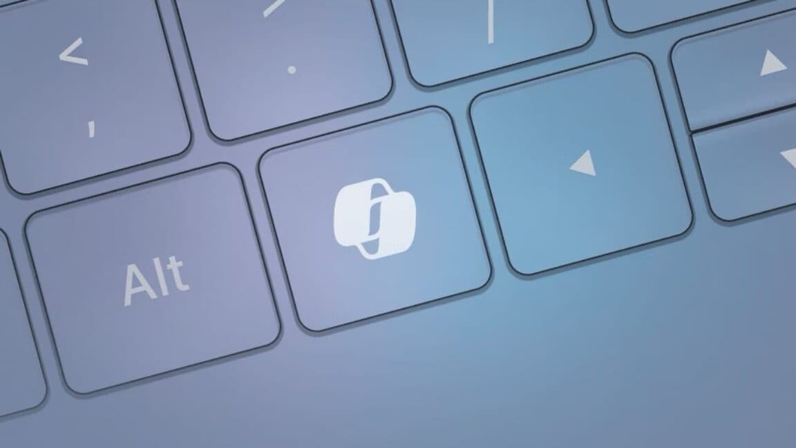 Microsoft's like, "Hold my drink" while dodging Windows 11 AI drama 🔒💀 #EpicFail🚫✨