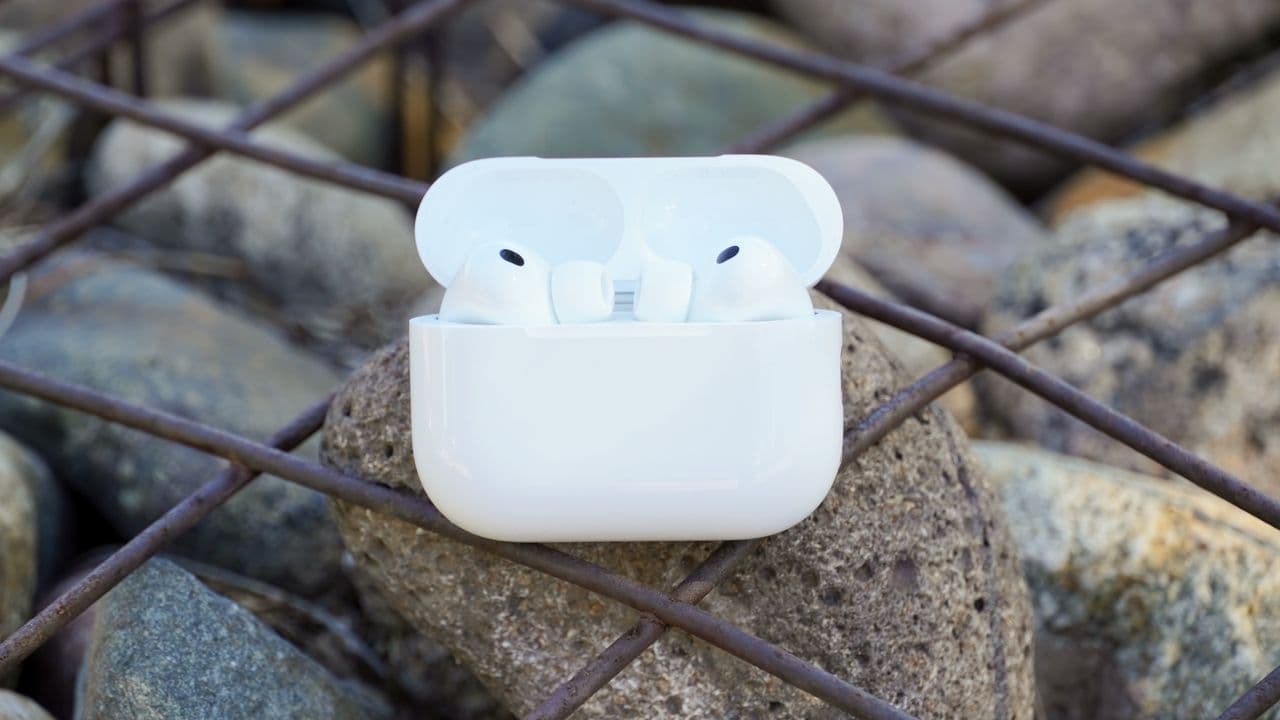 "AirPods Pro 3: dropped a month ago but still in the ‘who asked?’ zone 💀🎧 #FOMO #CringeUpgrade"