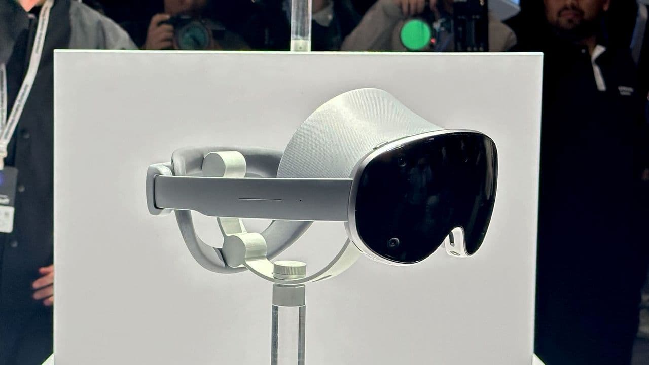 ππ Samsung's Project Moohan headset: The next big cope for your IRL cringe! ππ₯ #VirtualVibes