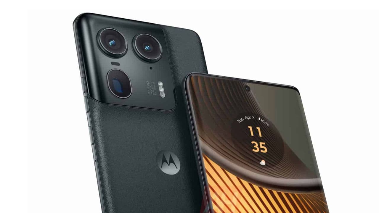 "Motorolaโs Ultra flagship dropping soon ๐ฅ with a new Snapdragon ๐๐. Prepare your wallets, fam! ๐ธ๐"