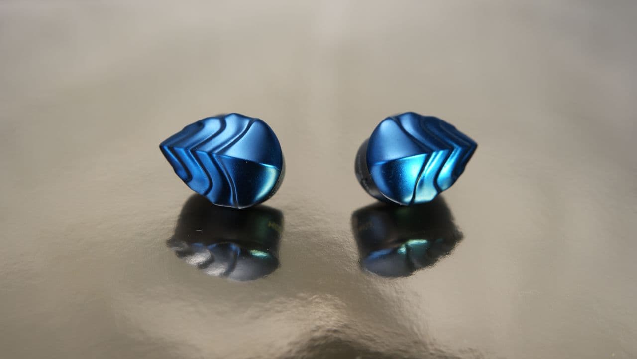 “Never heard of Hidizs? You’re missing out! Get clued up or get wrecked 🤓🔊 #FOMO #TechSavvy” 💀🔥