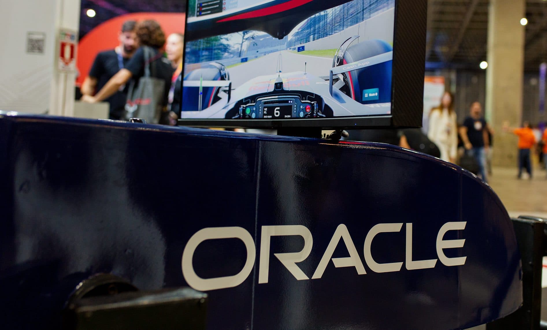 “Oracle just dropped 13 AI agents for HR—bye-bye, human error 👋🤖🔥 #AutomationOverload #HRGoals”