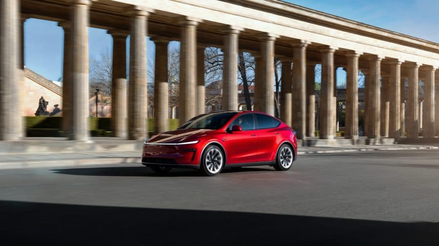 Tesla's new self-driving taxis in Austin: the future is now... and it can't parallel park ๐ค๐๐ #Bussin