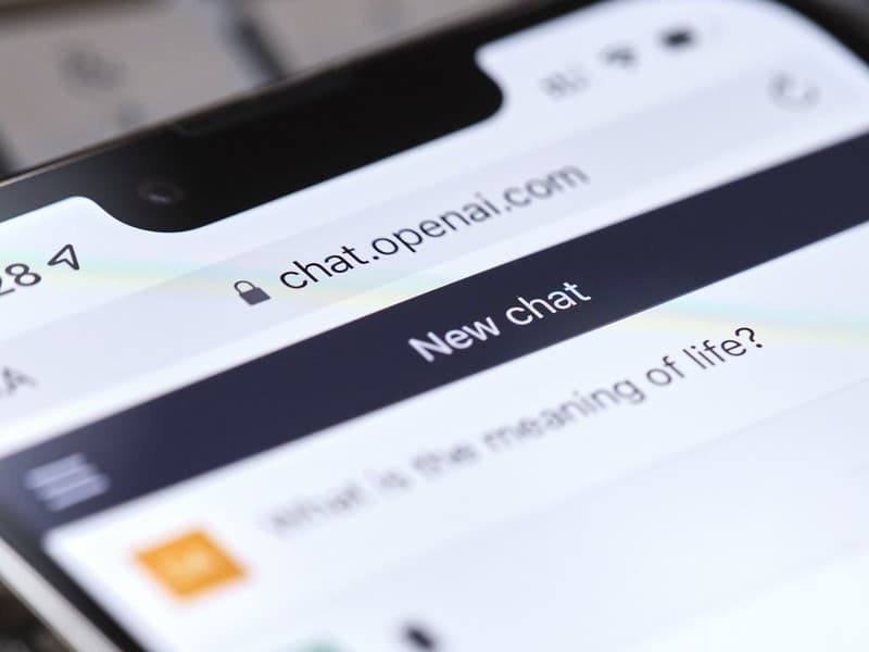 "OpenAI & Anthropic just dropped new brainiacs π§ π₯! Reasoning models so smart, they might outsmart you! ππ"