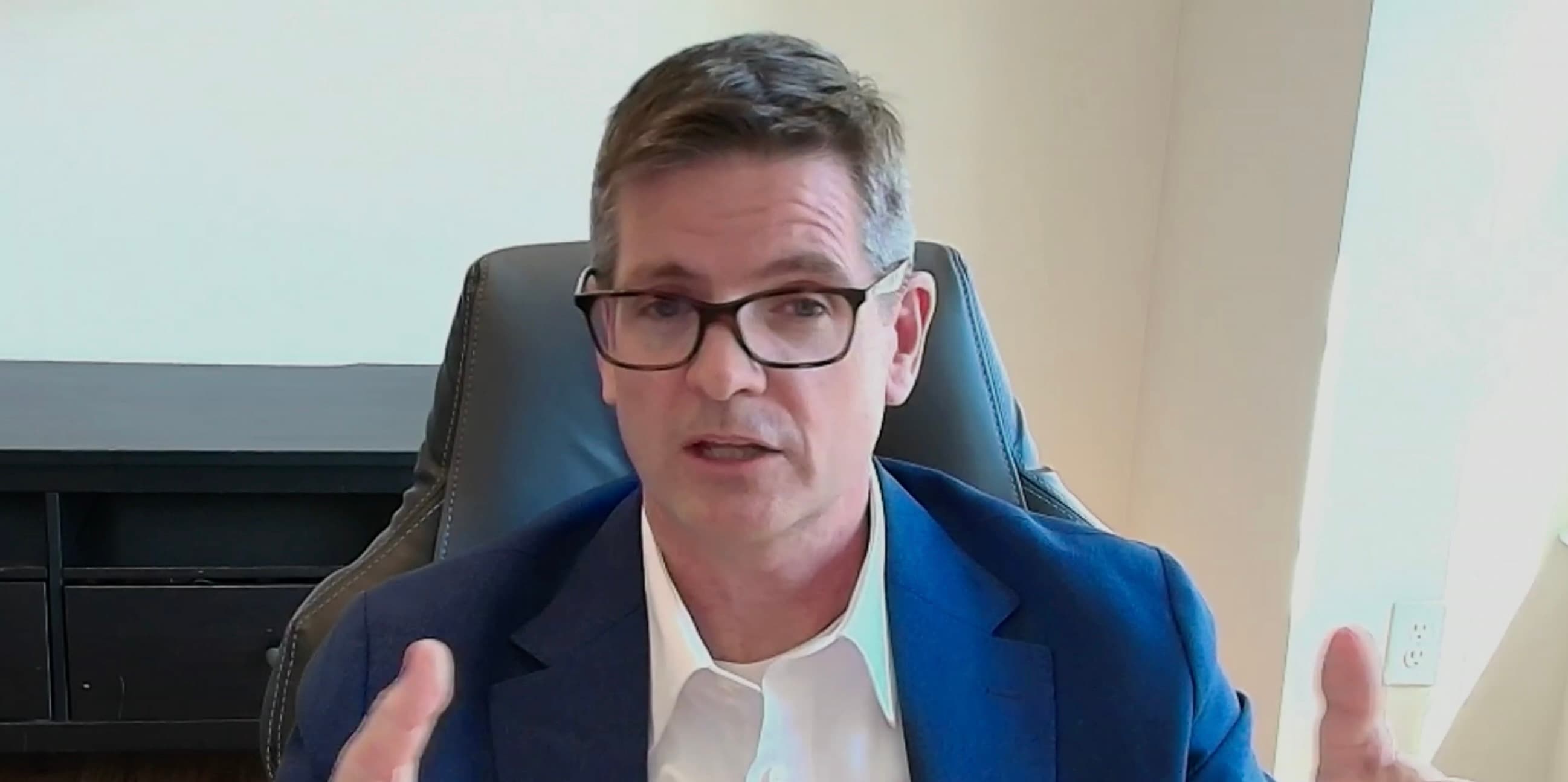 "AI without trust? That’s like a cat without memes! 🐱💀 Data governance is the real MVP of finance! 💰🔥"