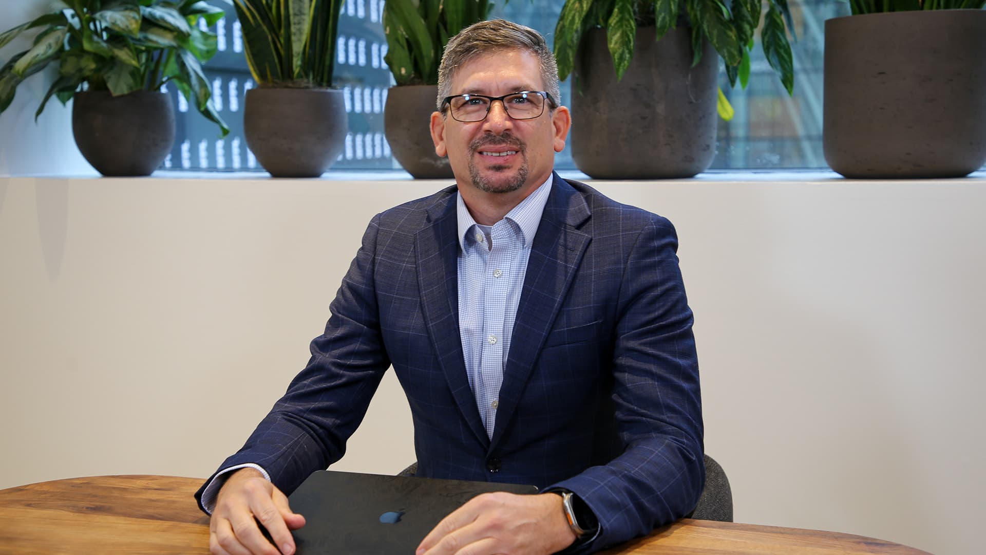 "Kong API Summit: Time to cash in on APIs, it's the glow-up we didn't know we needed! 💸🔥 #AgenticEra"