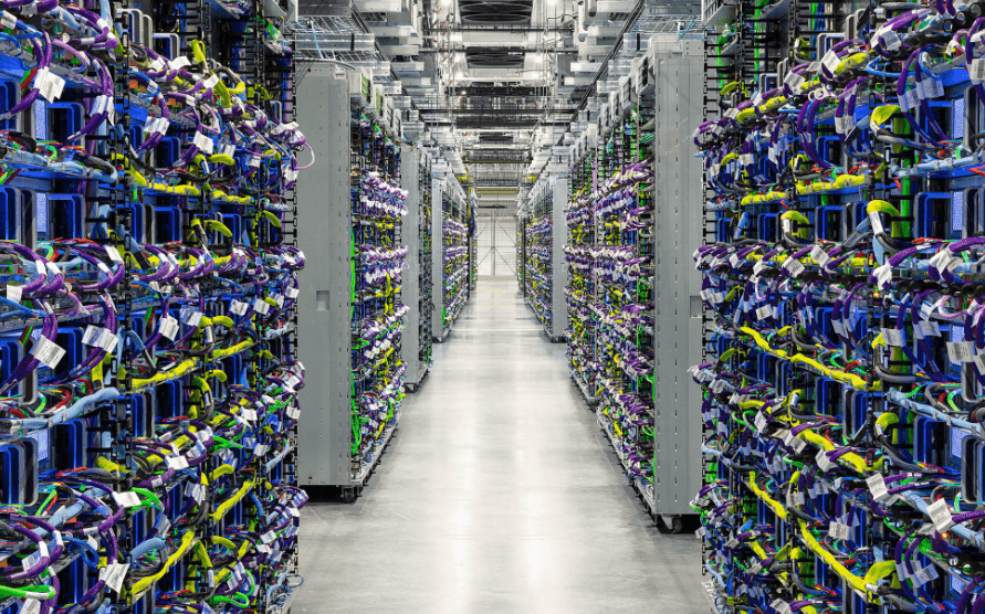 "Anthropic just copped a multi-BAG deal with Google for a million TPUs! 💰🤖 No cap, that's a power move! 🔥💀"