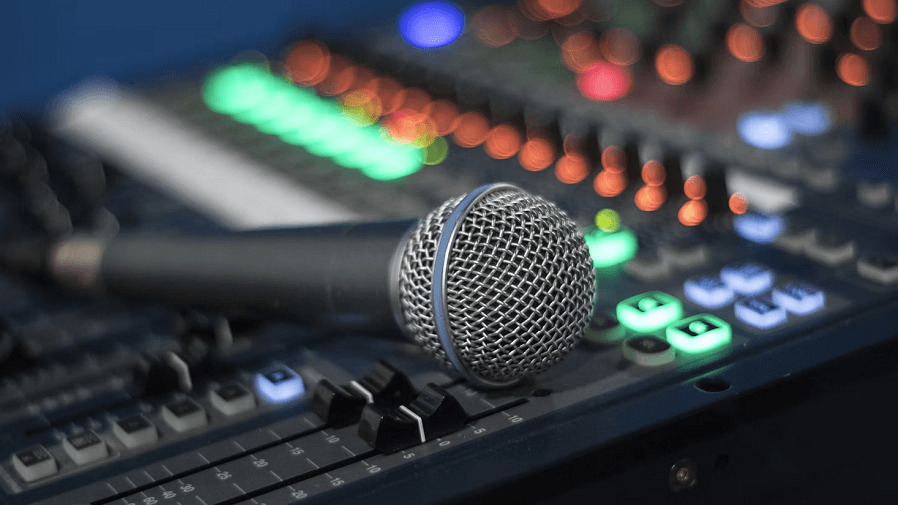 💰💀 Smallest.ai just bagged $8M for voice AI! Time to make my toaster talk back! 🤖😂 #InvestInVibes