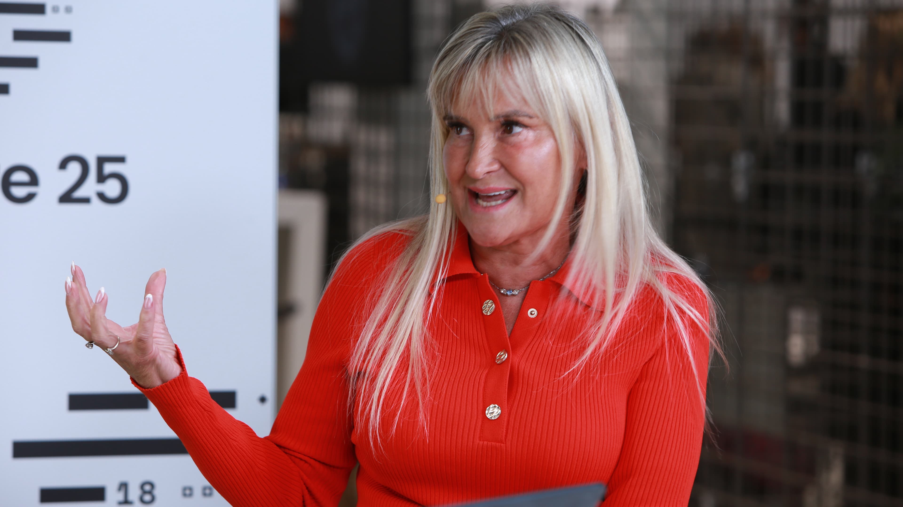 Metro Bank flexing AI like: "Real-time efficiency?! 💪💻 It's giving 'who needs sleep?' vibes!" 😵💫🔥 #BankingGoals