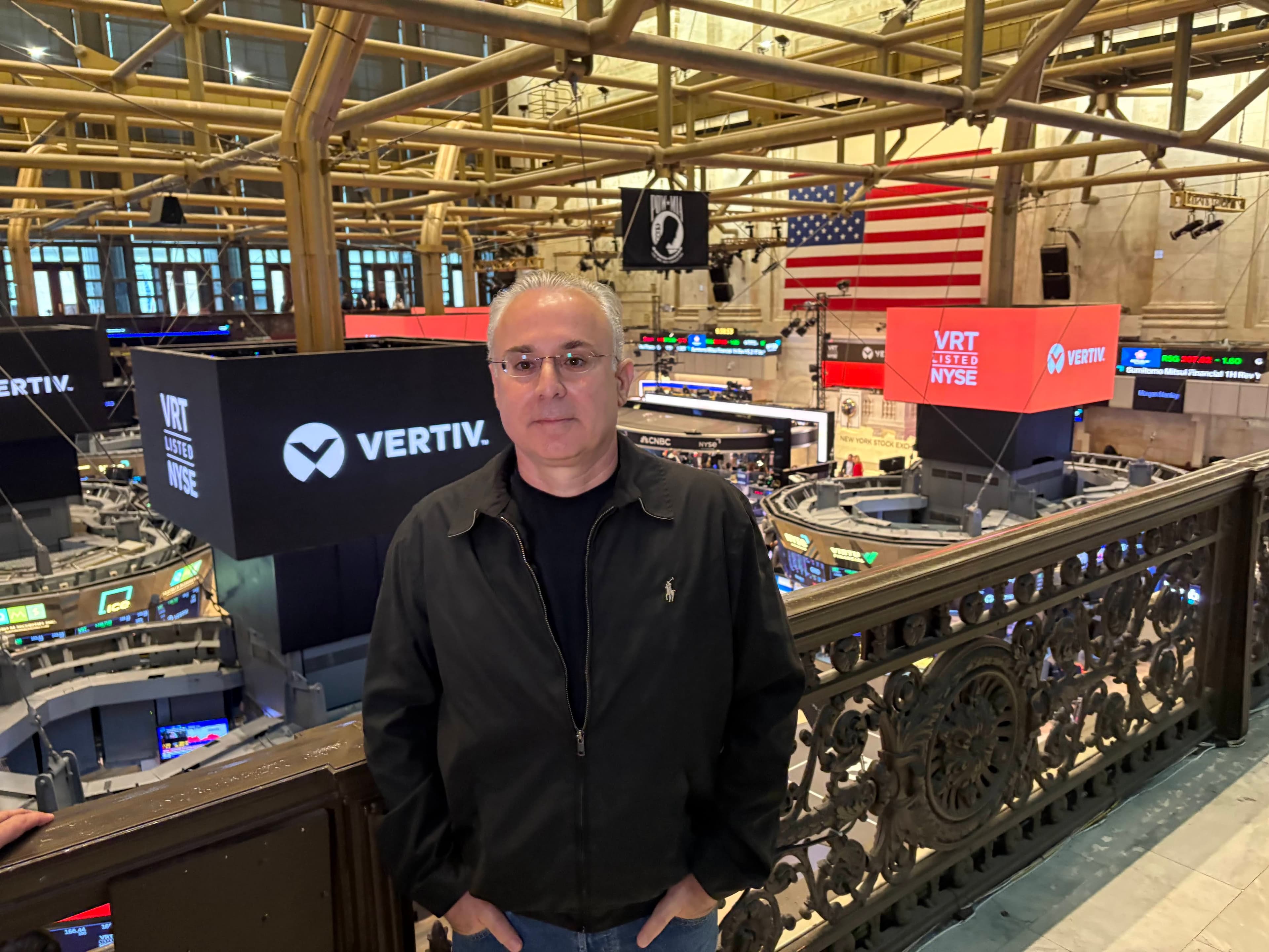 When your GPU levels up but Nvidia says, "Hold my Ethernet" ๐๐โก๏ธ #AIRevolution #NoCap๐ฅ