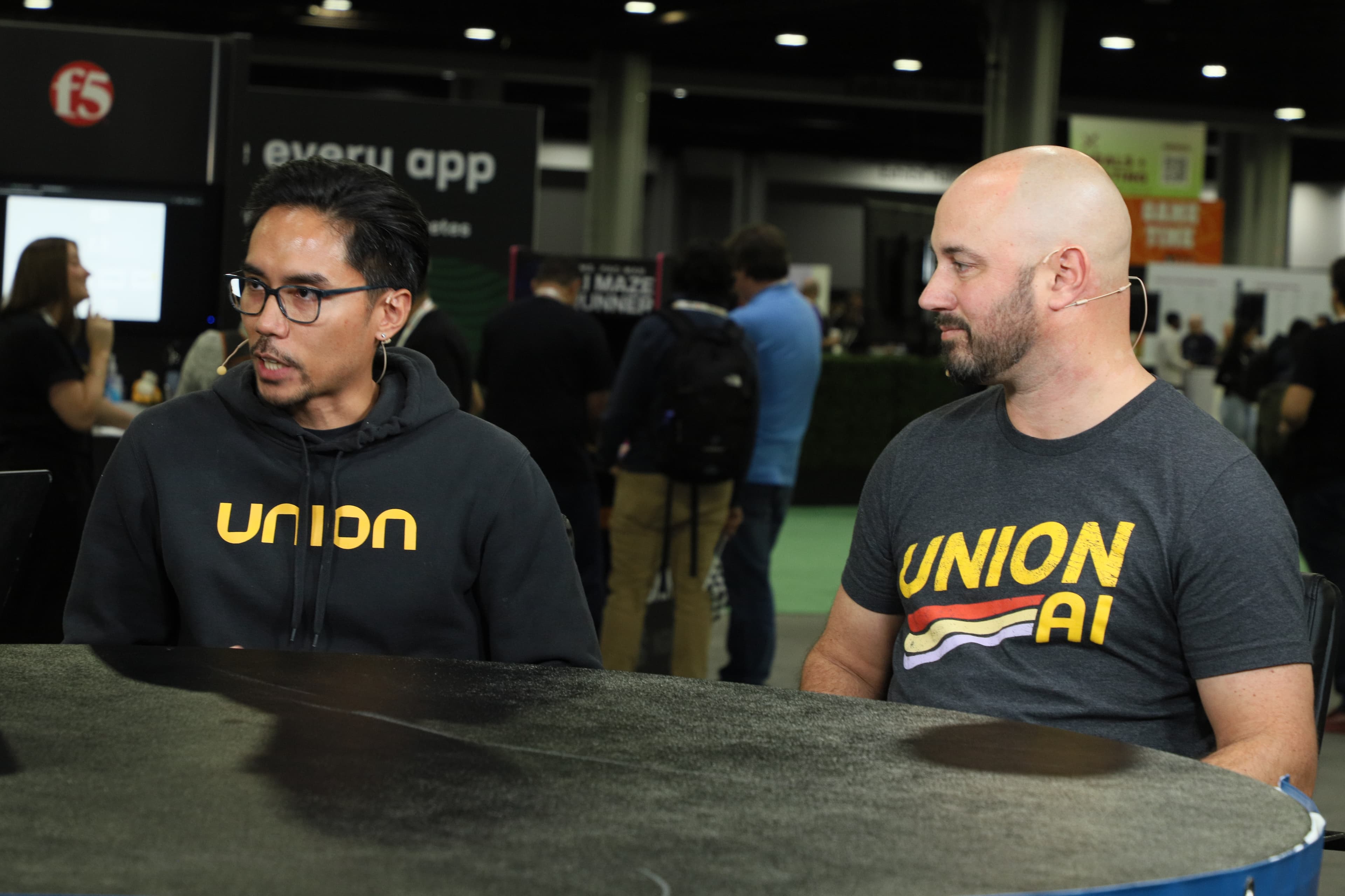 π Union.ai's Flight 2: Reinventing AI like a TikTok dance on a moving train! ππ₯ #DataFlex πΎπͺ