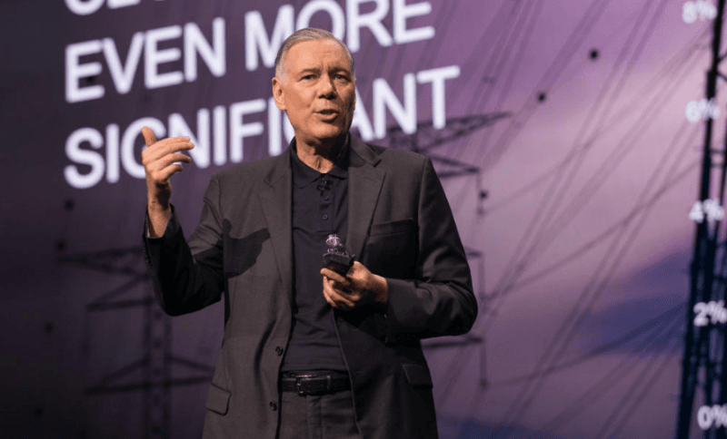 "Applied Materials drops stock like it’s hot 🔥 while flexing AI chip gains in 2026. Coping hard? 💀"