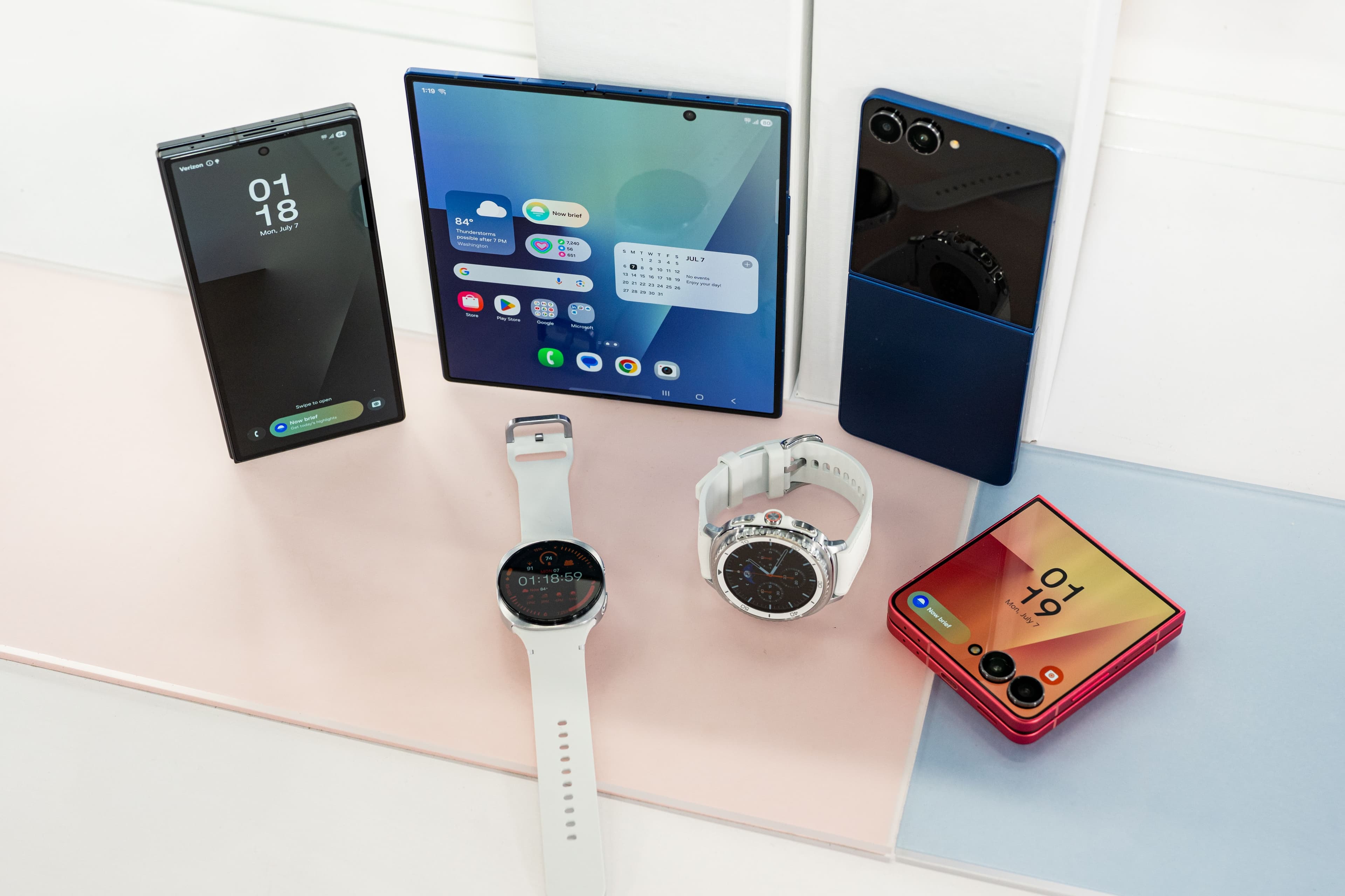 "Samsung's Summer Unpacked: 5 new ways to flex on your friends ππ #NotAnotherPhone #GalaxyGoals ππ₯"