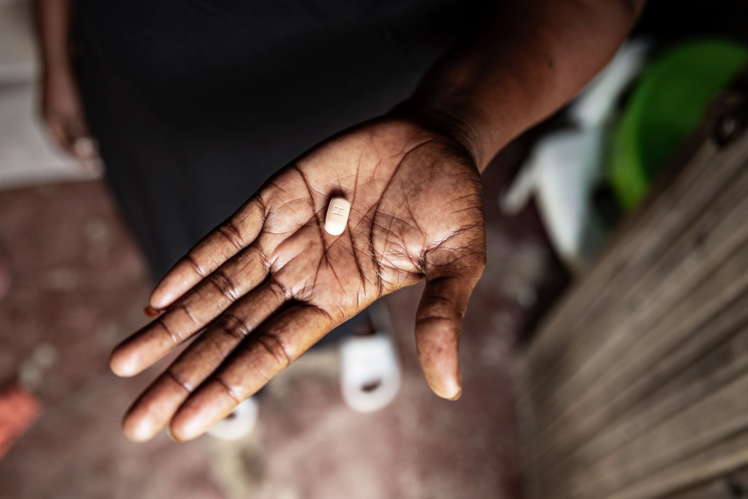 "Kids lowkey saving the world again ๐คฏ๐๐ฅต First HIV cure on the block? No cap, let's go! ๐๐ฅ"