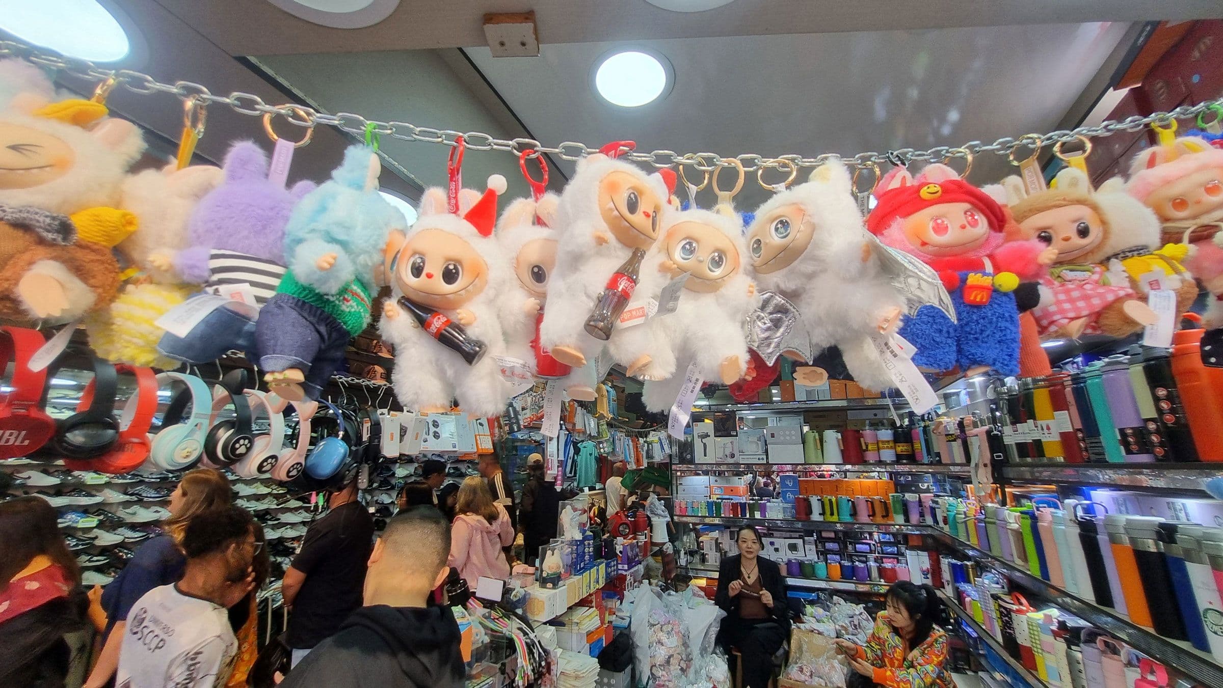 💸 Labubus flexin' on us like "I’m about to be a billy!” 💀 Who’s ready to cop that 💰? No cap! 🚀🔥