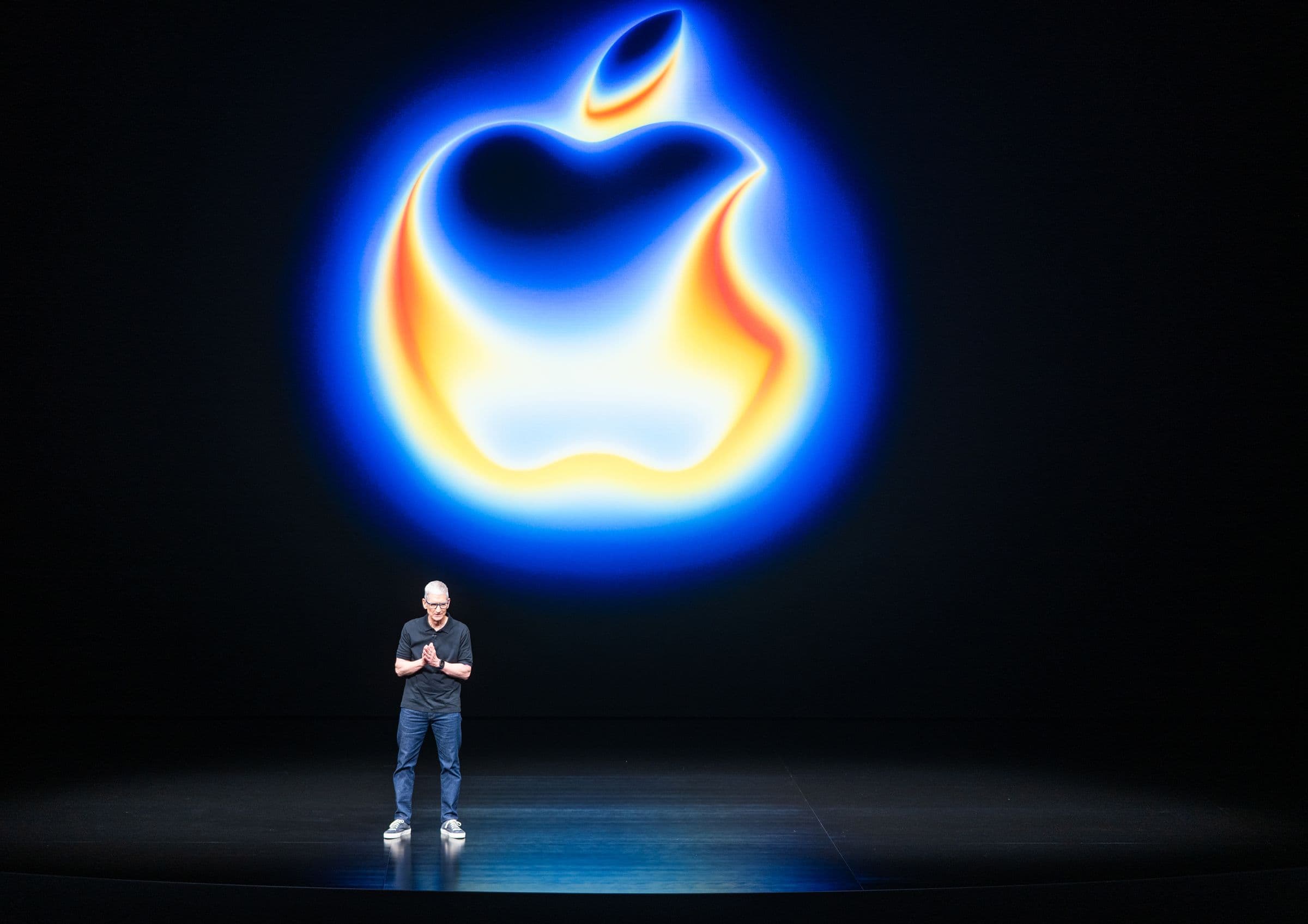 Apple dropped a new lineup: iPhone Air, iPhone 17, & watchos 3! Is this a tech reveal or a cringe fest? ๐คก๐๐ฅ