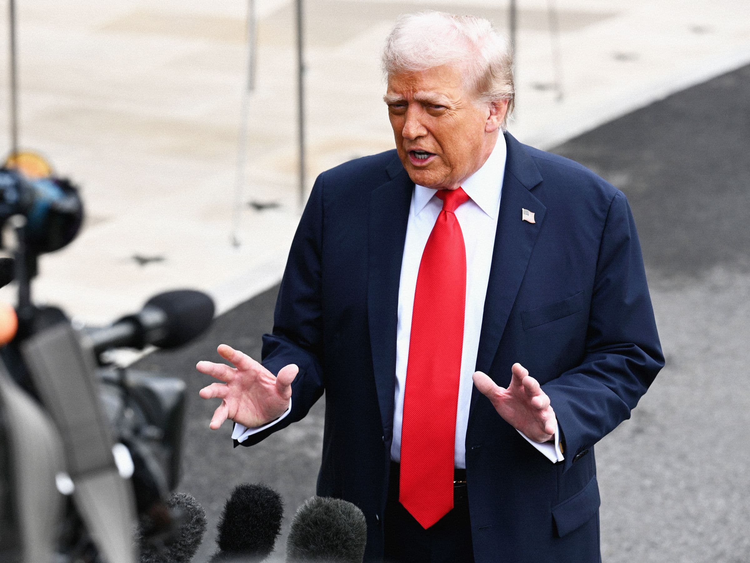 ๐คโจ Trump just said, โTikTokโs US now, we vibinโ ๐บ๐ธ๐โ โ time to invest or just cope? ๐ฅ๐ #TikTokTakeover