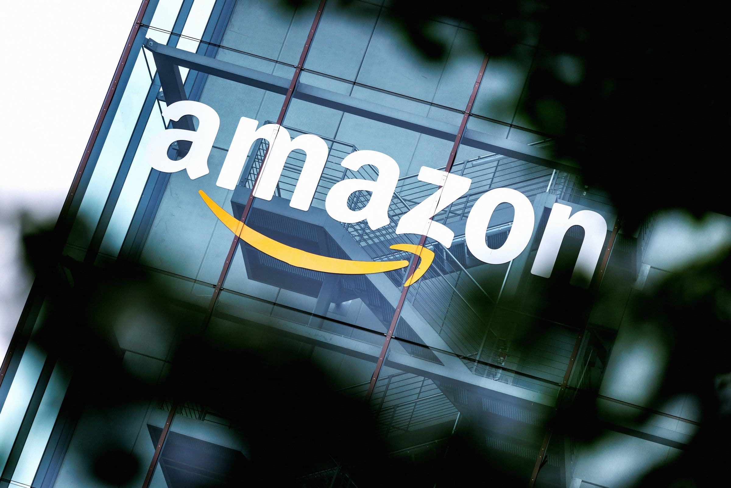 💸 Amazon might be your sugar daddy! 💀 Check if you’re getting that sweet $51 💰✨ #MoneyBagz