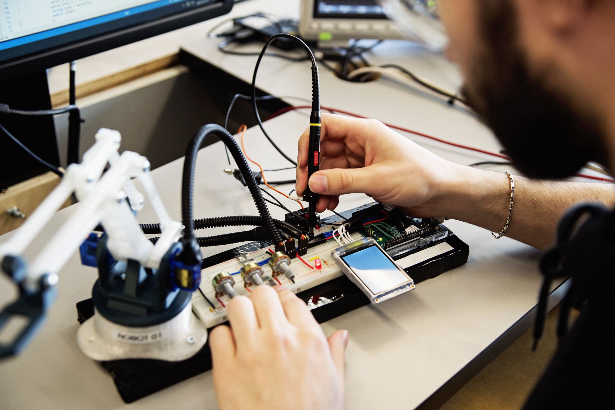 "Teach the kiddos STEM so they can fix the future we broke ๐
๐งโจ #FutureGeniuses #HelpPlz"