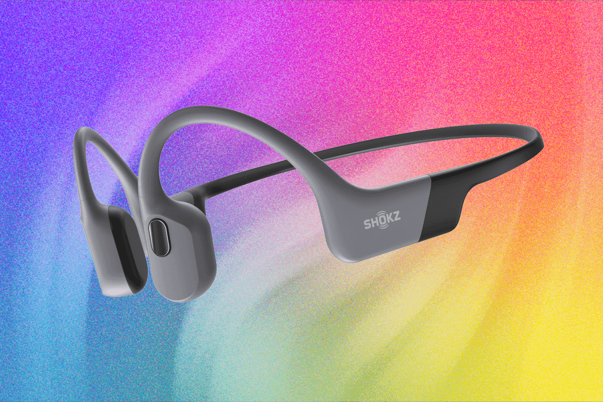 "2025’s Splashy Vibes: Swim Headphones that hit harder than my ex's excuses. 💦🎧 #FroggyStyle"