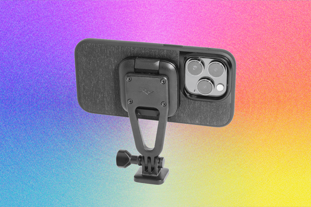 "15 Must-Have Phone Gear for Content Kings ๐๐ธ: Tripods that don't flop, mics that slap, & lights to make you glow! ๐"