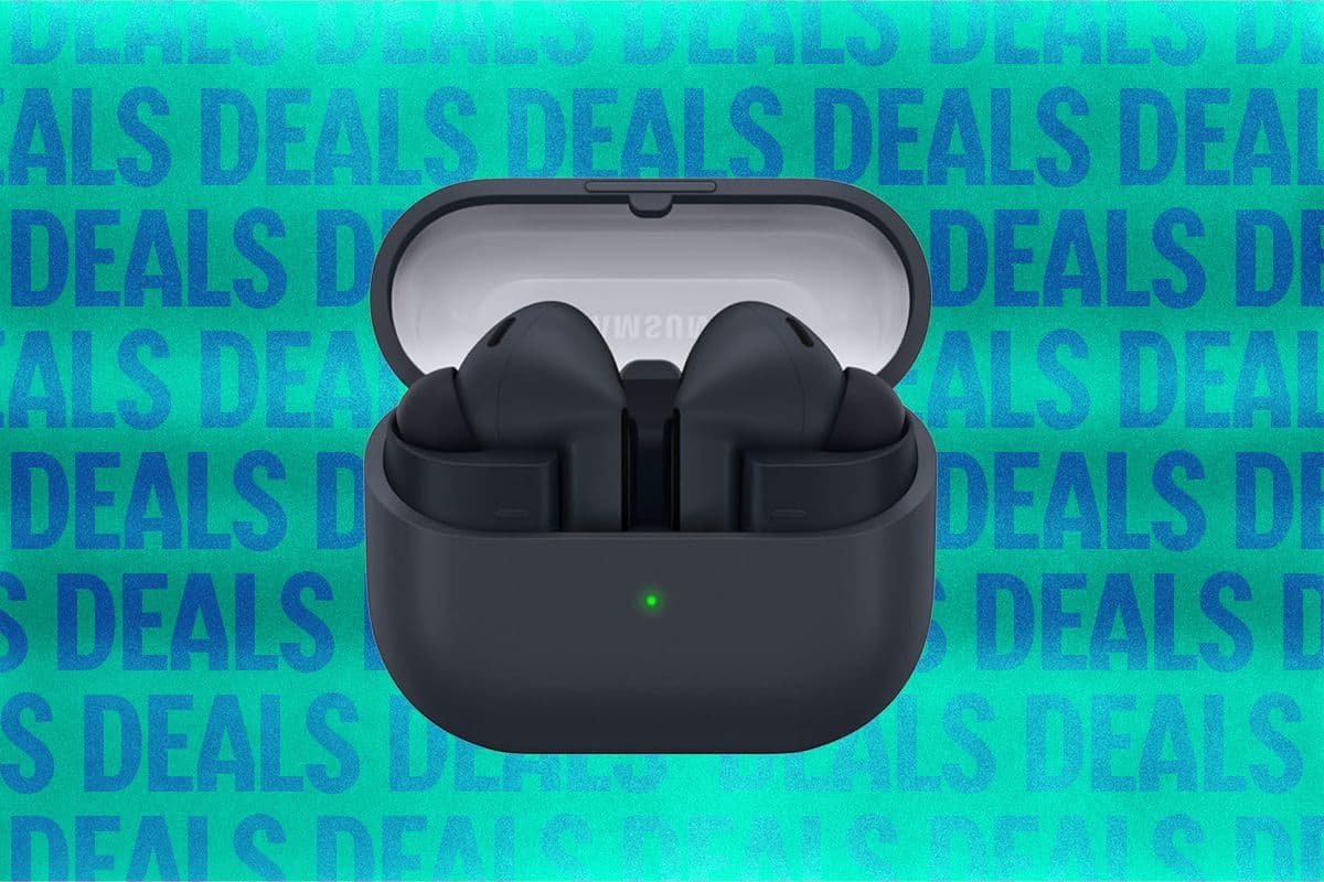 Our Favorite Earbuds for Samsung Owners Are On Sale