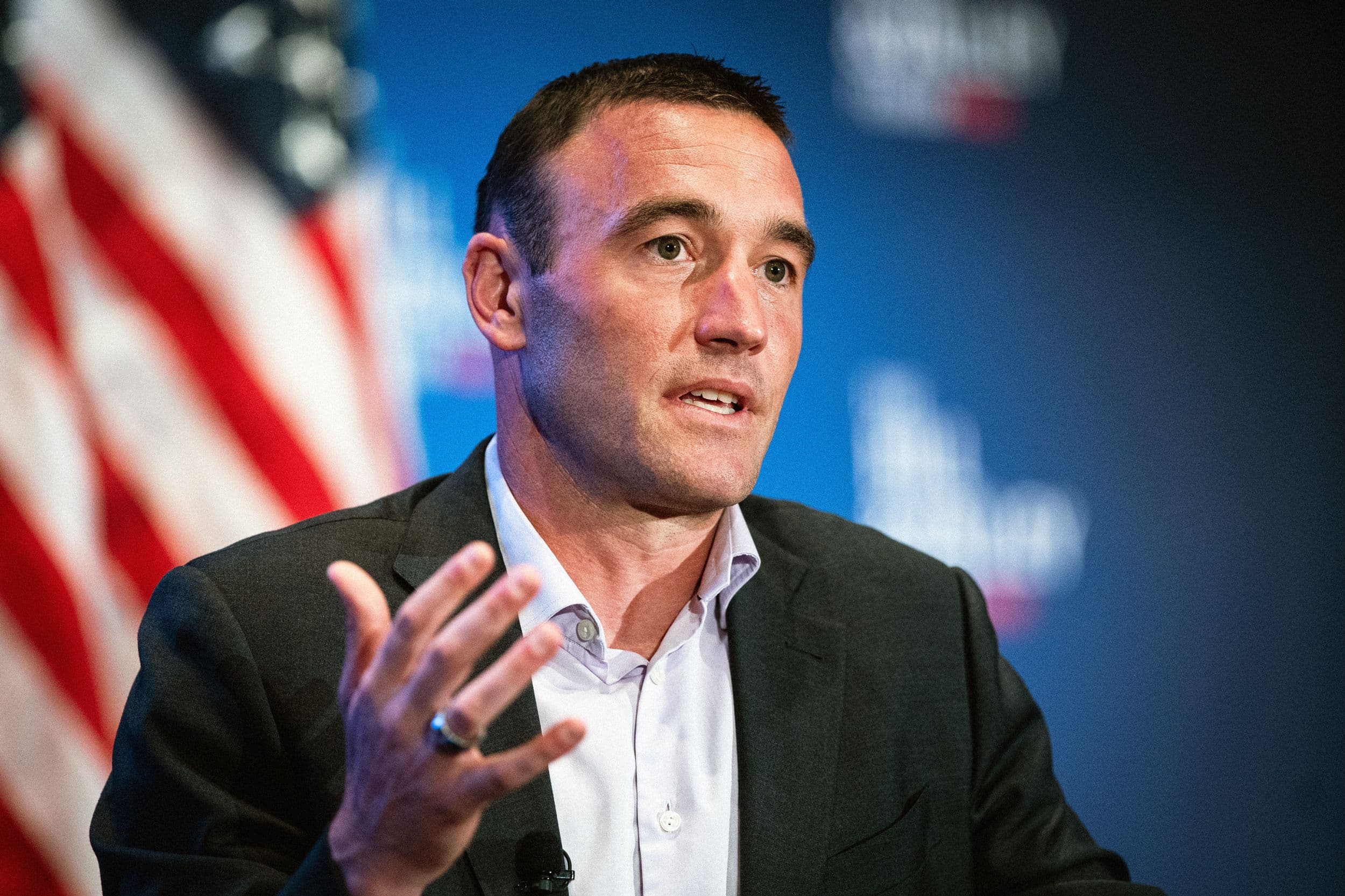 OpenAI exec Kevin Weil going bye-bye ๐ So long, and thanks for the AI memes! ๐๐ #AIDrama